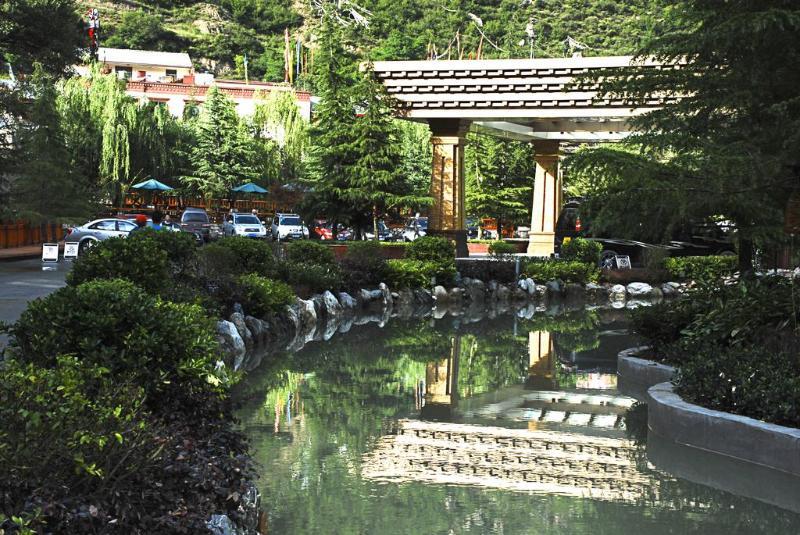 Howard Johnson Tian Yuan Jiuzhaigou Eksteriør bilde